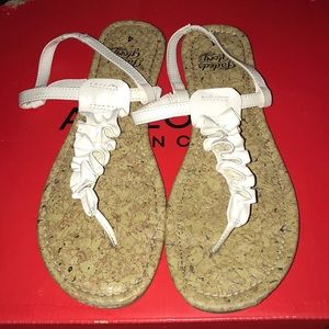 Girls size 4 sandals